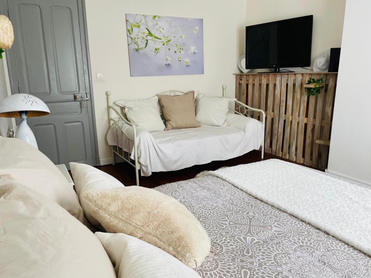 Bed and Breakfast La Poterie Carresse Экстерьер фото